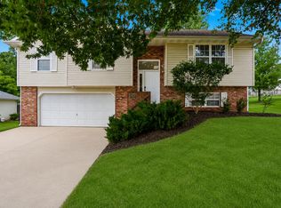 2403 Umc Dr, Columbia, MO 65201