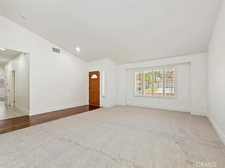 10045 Miracanto Way — Photo 10