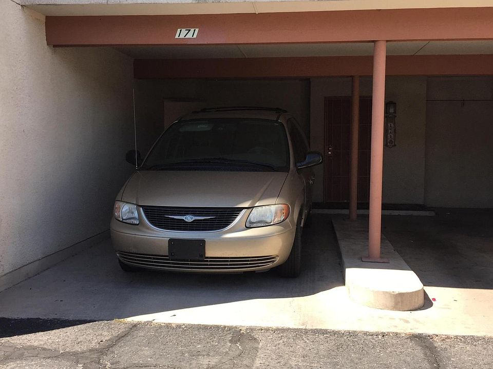 2nd image of 1600 N Wilmot Rd Unit 171