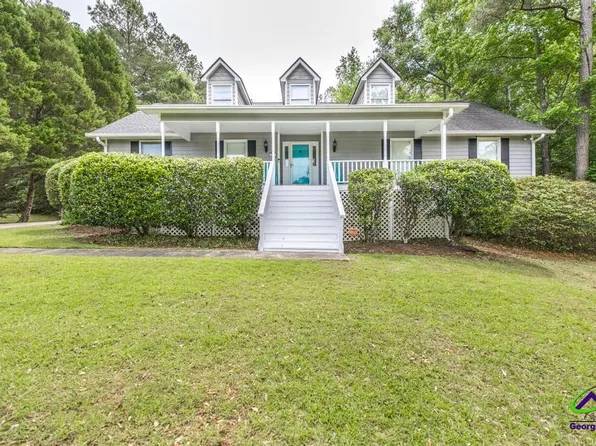 202 Rivoli Oaks Dr, Macon, GA 31210