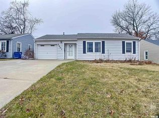 2401 48th St, Moline, IL 61265