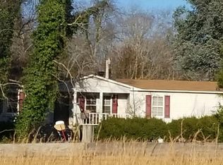 17 Crest Rd, Gray Court, SC 29645