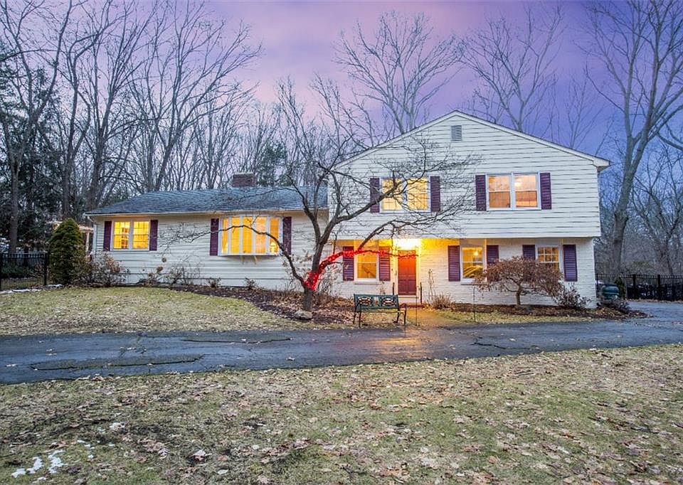 1st image of 177 Varnum Dr