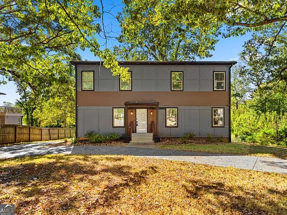 2nd image of 2049 McAfee Rd