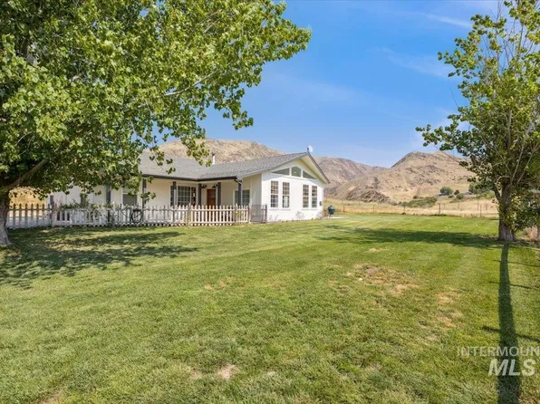 37 Quail Rd, Horseshoe Bend, ID 83629
