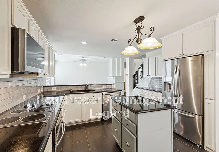 5012 Boxwood Ln — Photo 10