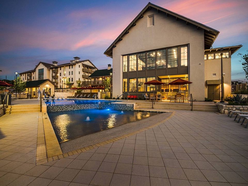 Expansive Sun Deck