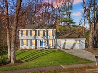 2420 Freetown Dr, Reston, VA 20191