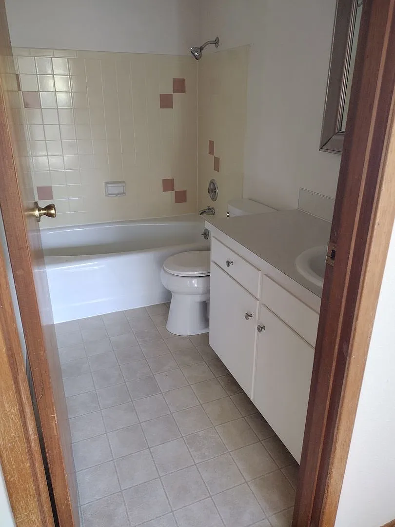 Greentree Apartments — Photo 4