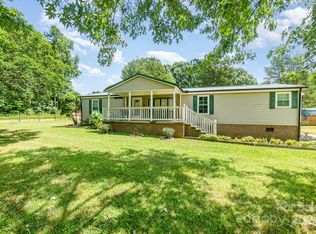 131 Smyrna Ln, Mooresville, NC 28115