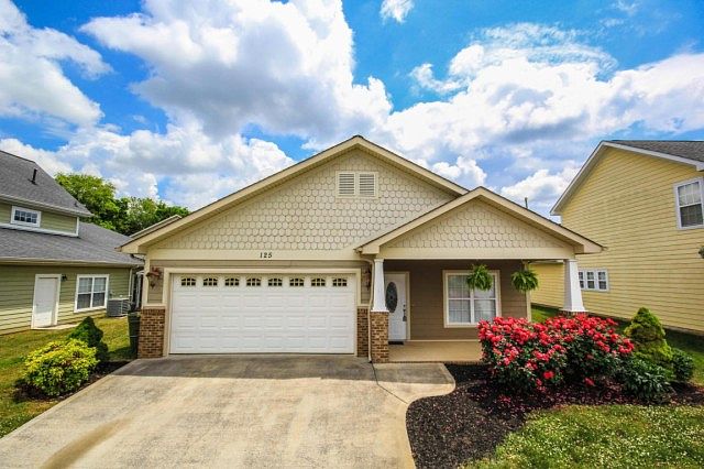 1st image of 125 McNeilly Cir