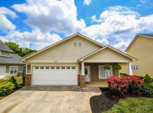 125 McNeilly Cir, Maryville, TN 37803