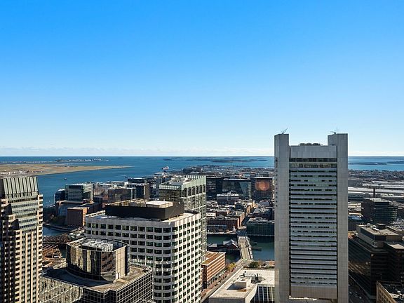 2nd image of 240 Devonshire St #5310