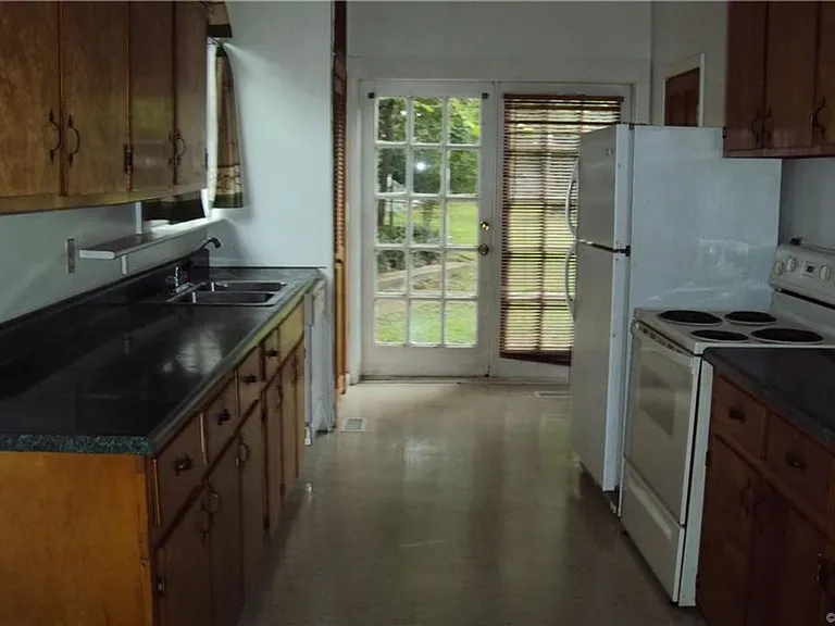 1016 Pecan Ave — Photo 15