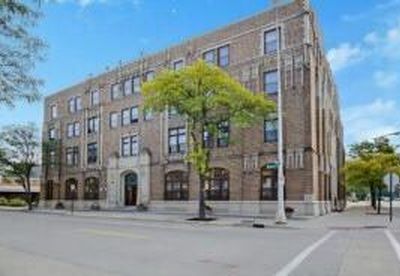 297 W Clay Ave APT 404, Muskegon, MI, 49440