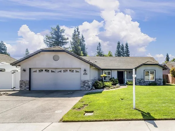 14840 E Parkdale Dr, Lockeford, CA 95237