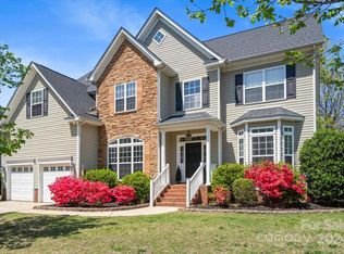 533 Evening Mist Dr, Fort Mill, SC 29708