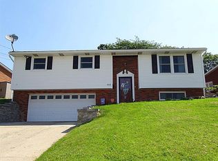 652 Woodland Rd, Canonsburg, PA 15317