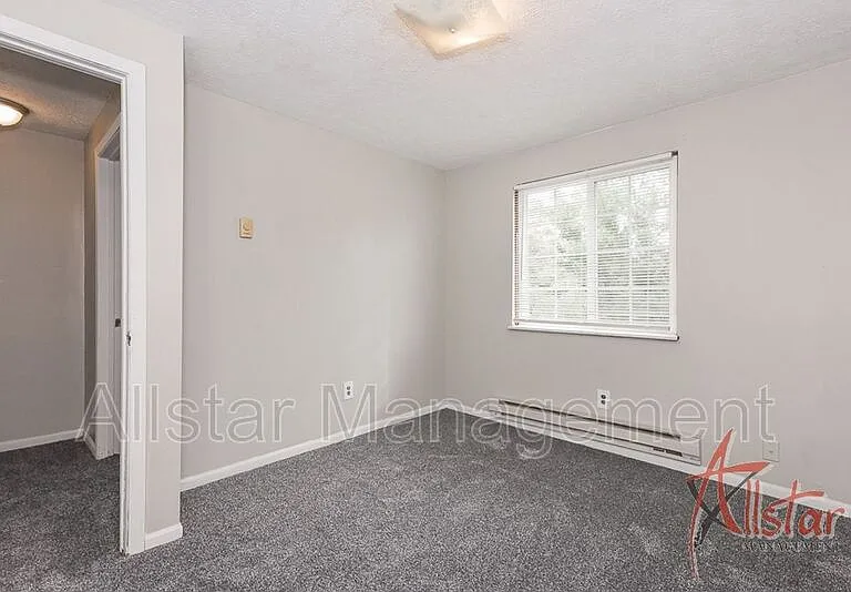 1323 Massachusetts Ave — Photo 8