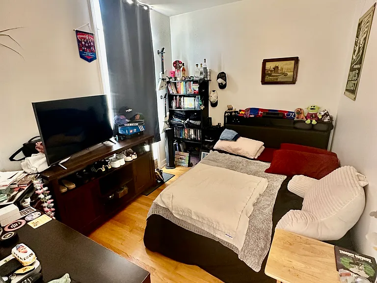 1143 N Mozart St #2F — Photo 7