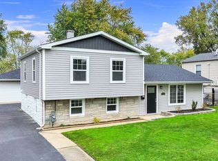 1815 Reichert Ave, Sauk Village, IL 60411