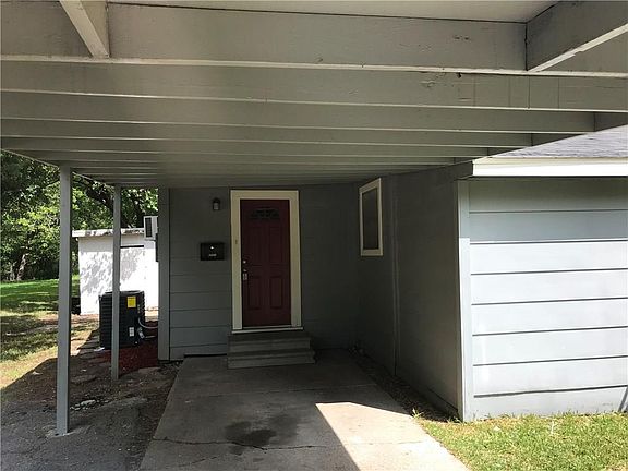 2nd image of 4001 4th St