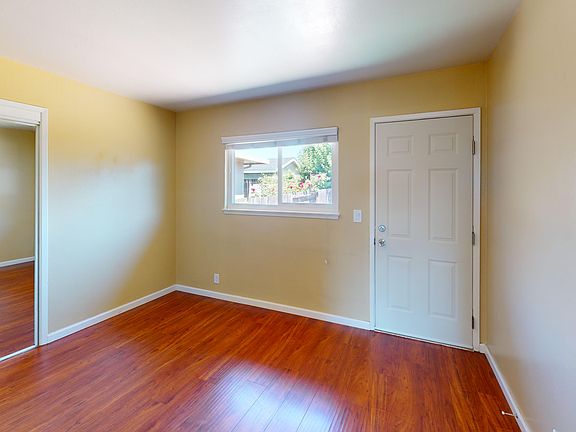 5th image of 3541 Brookdale Dr