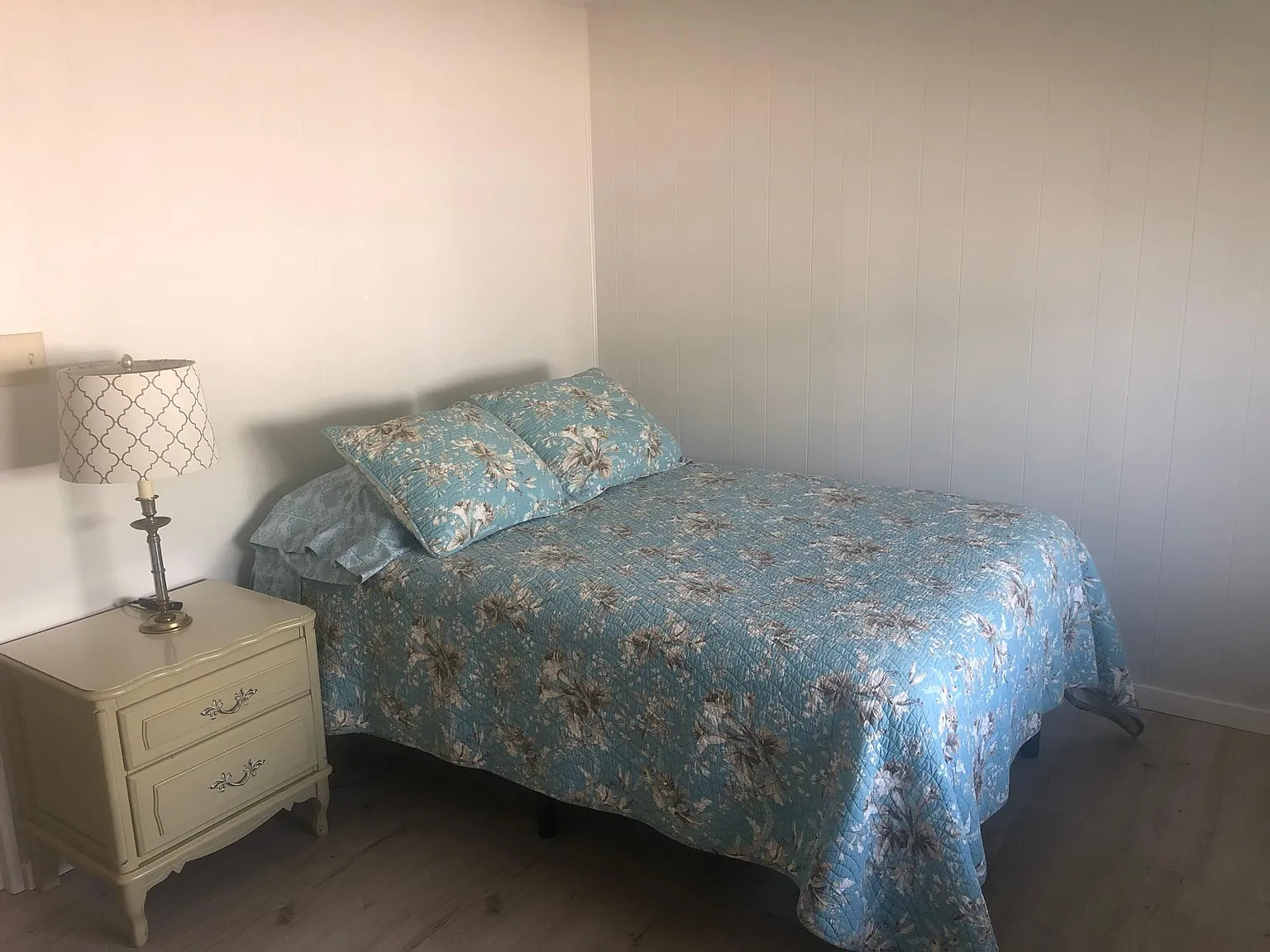 2 bed, 1300 sqft, $2,000 — Photo 3