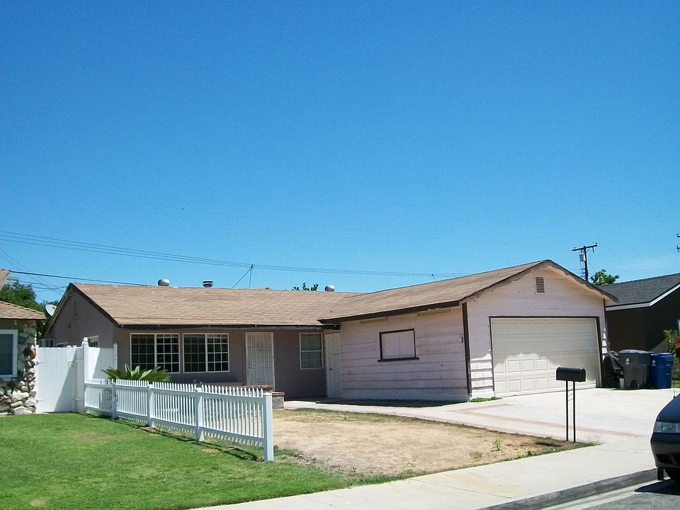 1st image of 11371 Lemming St