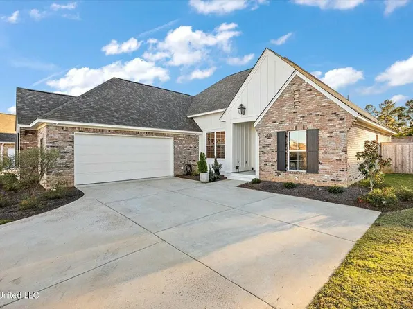201 Herons Bay Cir, Madison, MS 39110