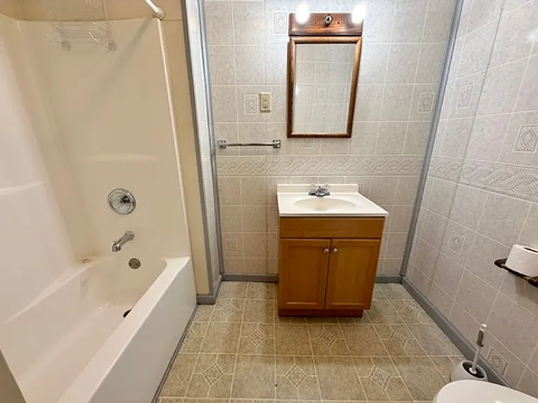 301 Lincoln Way W — Photo 6