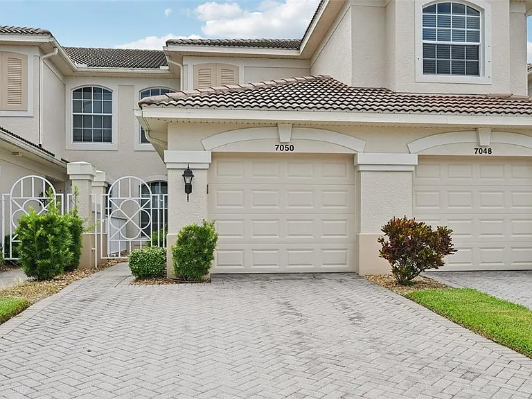 7050 Prosperity Cir #904 — Photo 1
