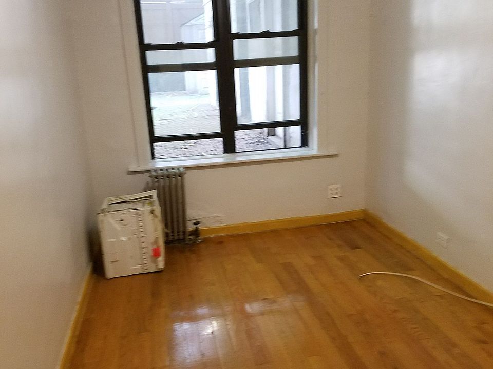 1st image of 140 E 16th St APT 1D