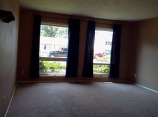 2716 Schumacher Dr, Mishawaka, IN 46545
