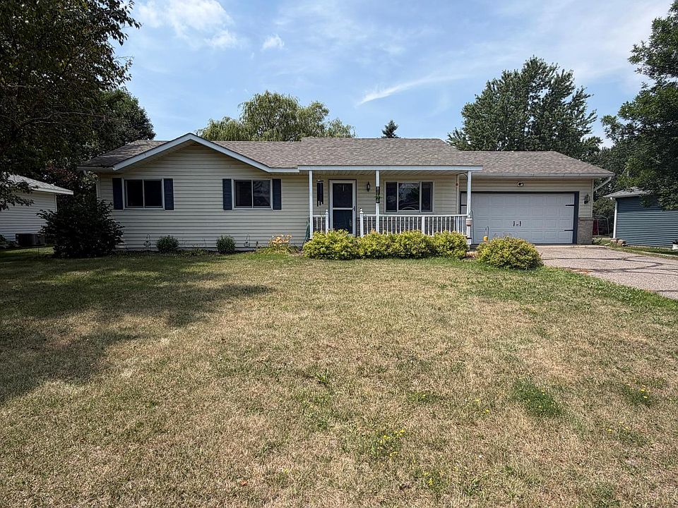 1st image of 801 2nd Ave NE
