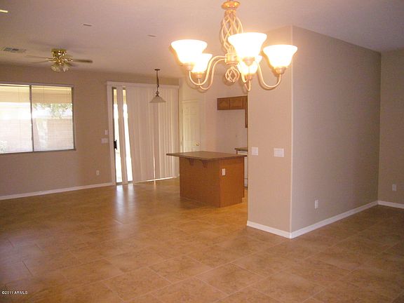 4th image of 14430 W Clarendon Ave