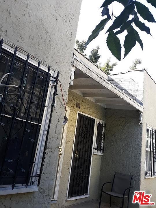 2nd image of 800 Merwin St