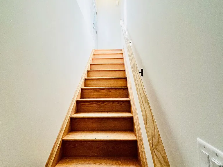 24 Hylton Dr #BASEMENT — Photo 3