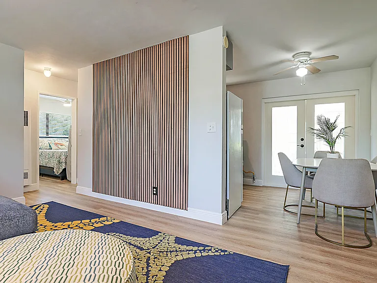 354 Manchester St — Photo 4