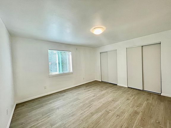 2nd image of 514 Lochmere Ave