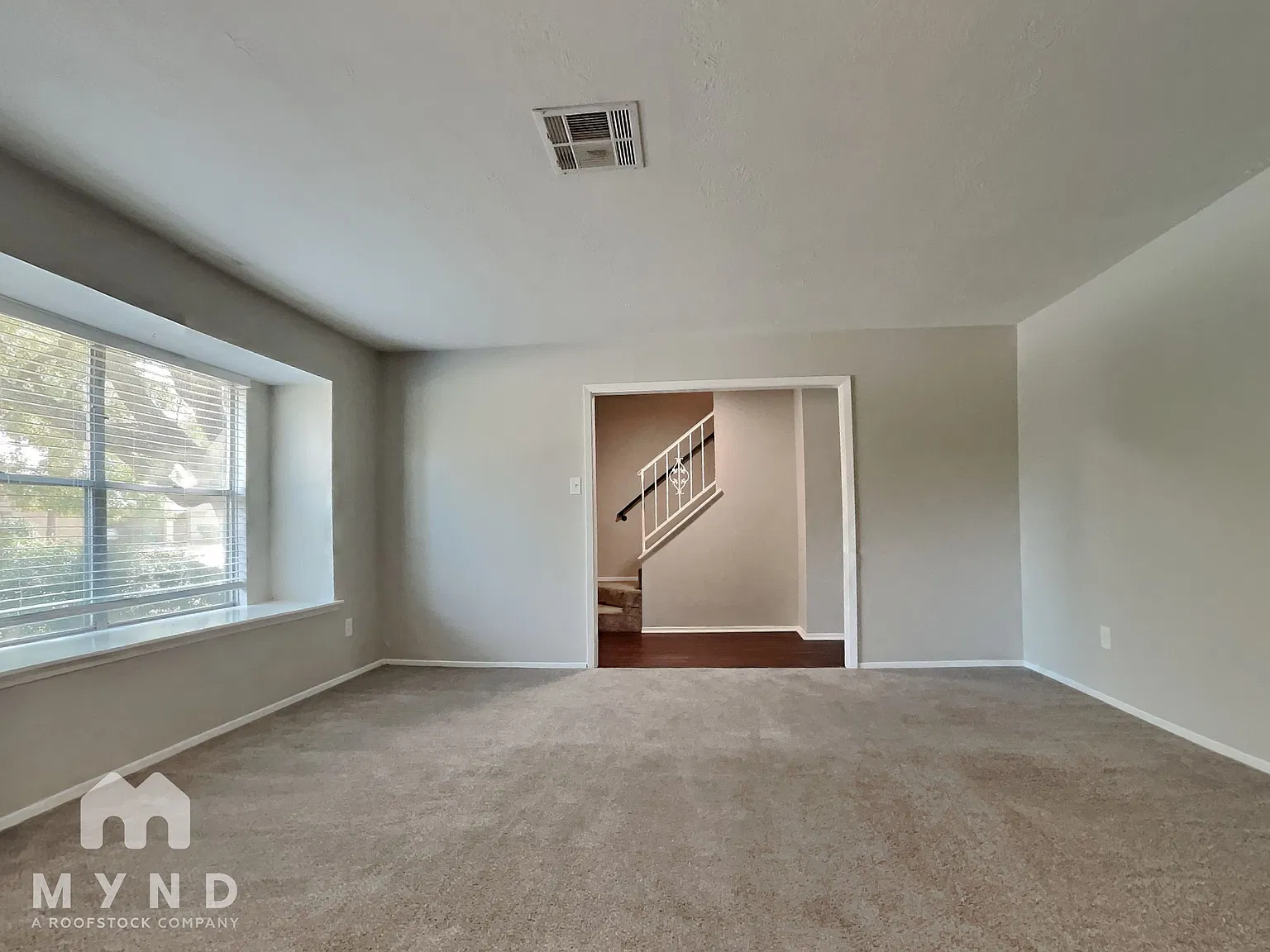 4 bed, 2.0 bath, 1766 sqft, $2,245 — Photo 4