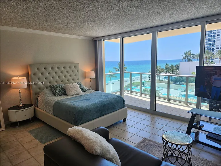2501 S Ocean Dr #512 — Photo 25