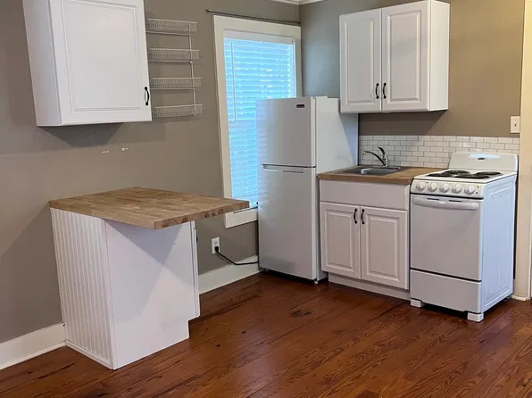 (undisclosed Address), Kerrville, TX 78028