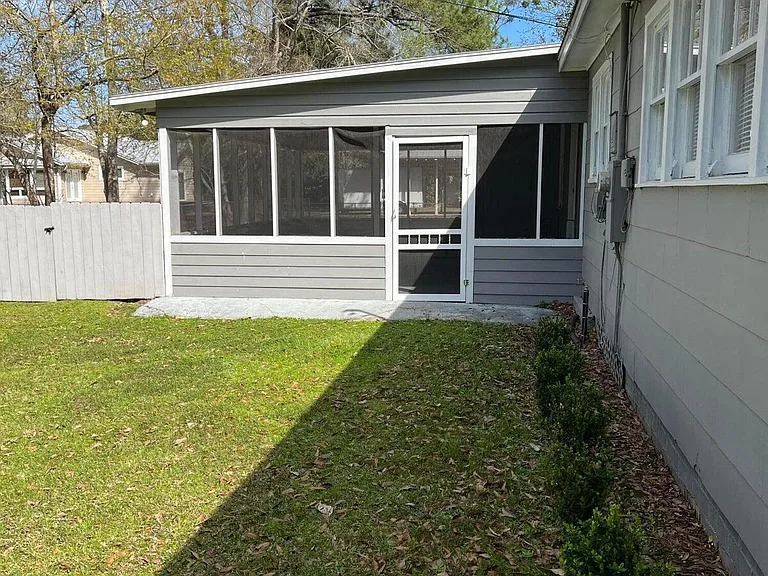 1509 Bowen Ave — Photo 9