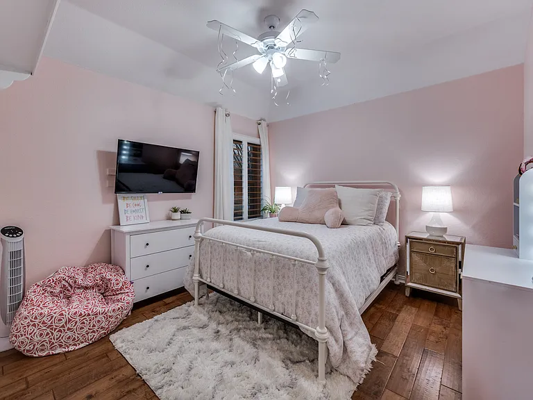 8533 Brandonwood Dr — Photo 17