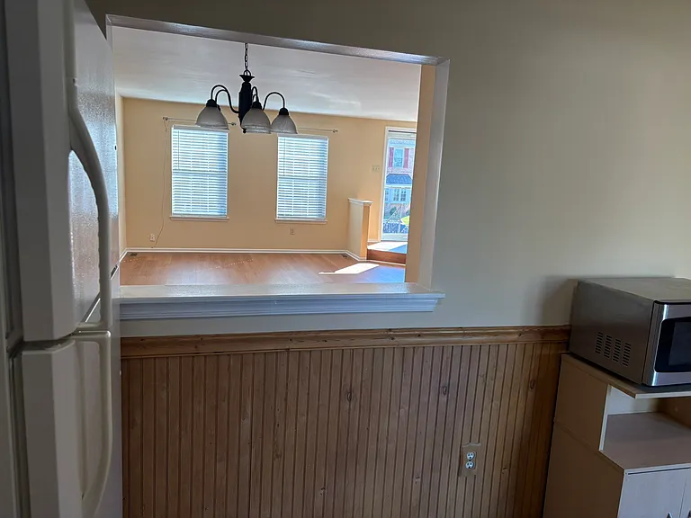 272 Lexington Rd — Photo 6