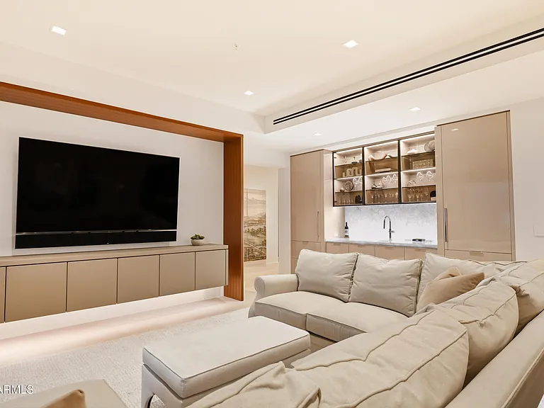 6587 N Palmeraie Blvd #2014 — Photo 4