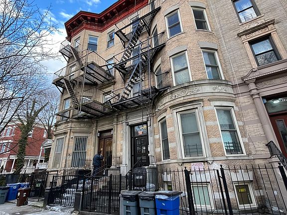 2nd image of 814 Prospect Pl #1