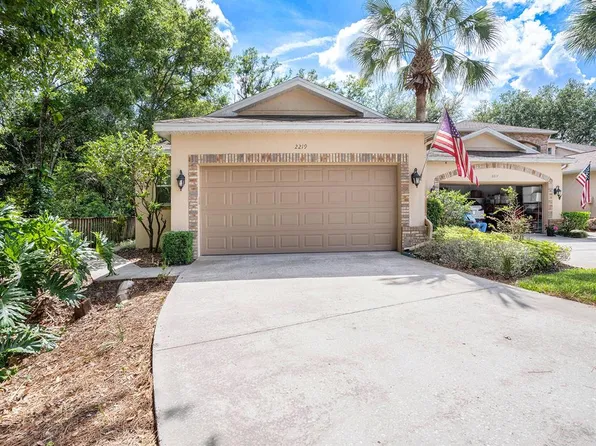 2219 S Preservation Dr, Plant City, FL 33566
