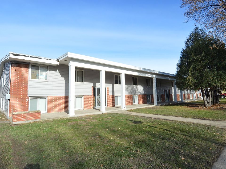 1st image of 2216 12th Ave N #206
